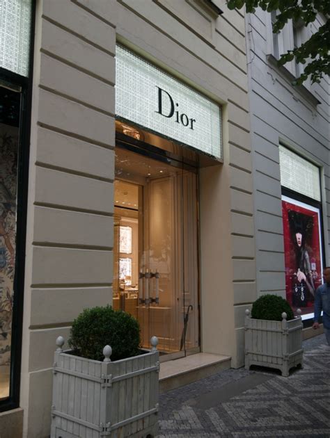 dior praha|dior boutique praha.